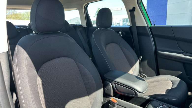 MINI Countryman 1.5 Cooper Classic 5dr Auto Petrol Hatchback